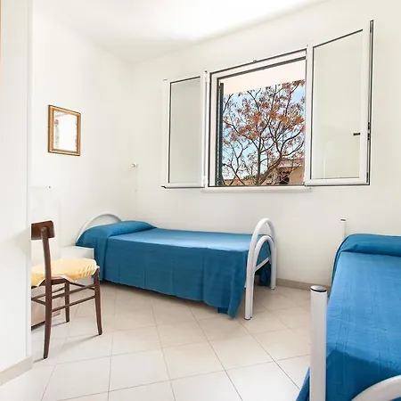 Holiday home Casetta Del Glicine *